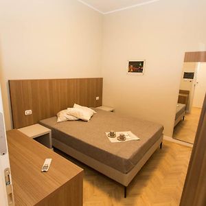 Camera standard con letto king size